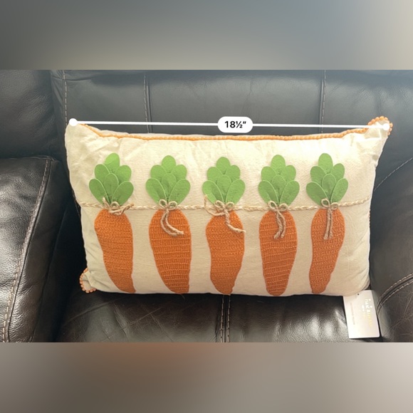 Spring carrot pillow!!! - Picture 7 of 12